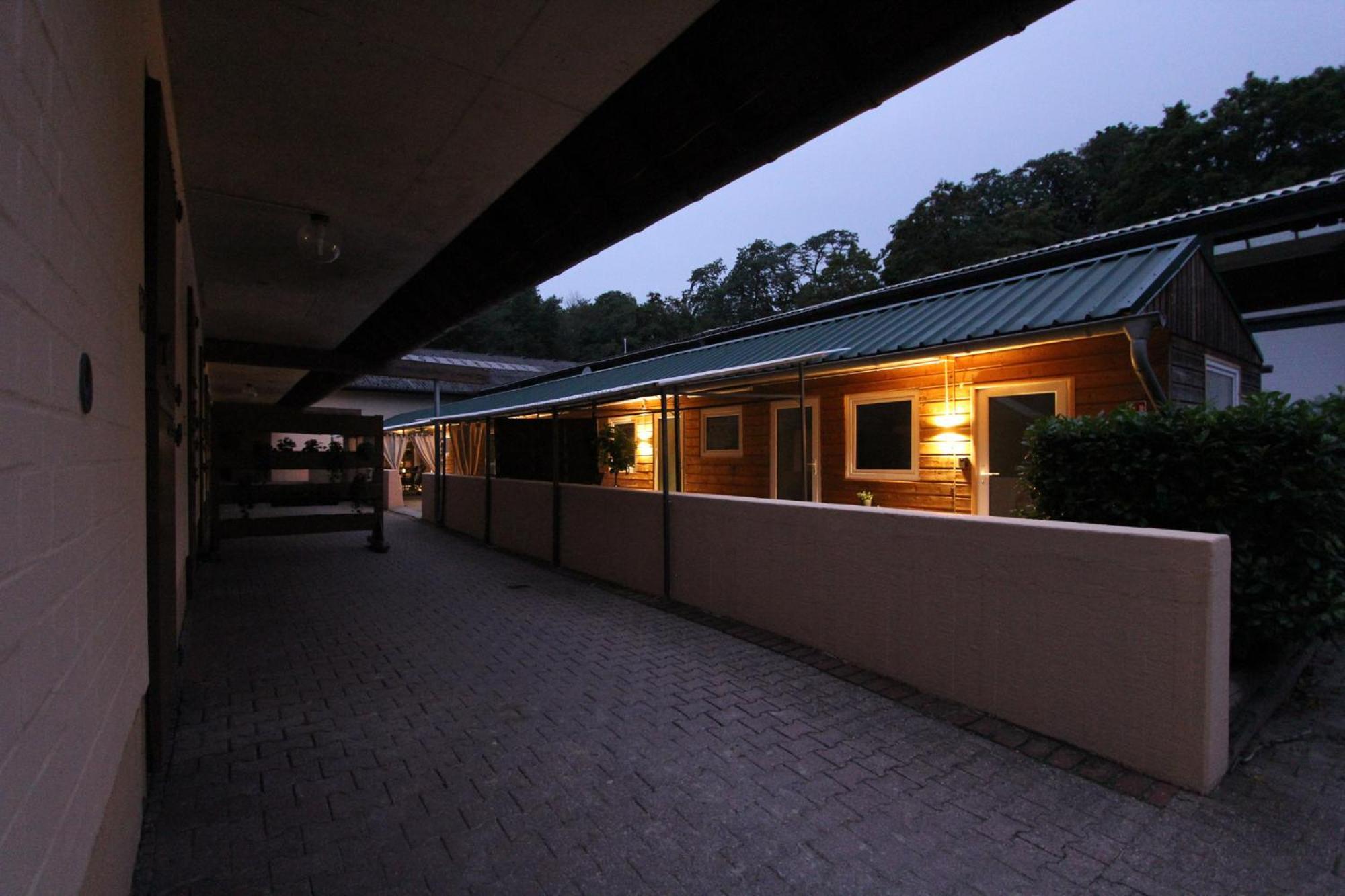 Wunderschoen Zwischen Ortsausgang Und Waldesrand Gelegene, Schoene Apartments Herzogenrath Exterior photo